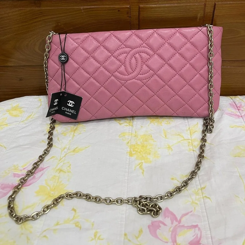 Pink Chanel cavier leather linked chain sling - Picture 4 of 9